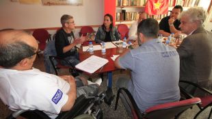 Veïns de Blanes es reuneixen amb els portaveus reclamant més seguretat als barris