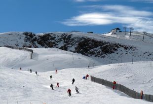 Més de 100.000 esquiadors omplen les pistes del Pirineu gironí durant les festes de Nadal