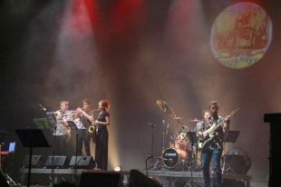Torroella de Montgrí s'omple en l'homenatge als 50 anys de La Trinca