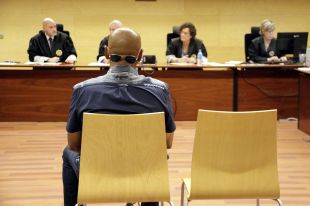 Jutgen un entrenador de boxa per violar una alumna a Salt