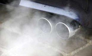 El confinament redueix a més de la meitat la contaminació de l’aire a les comarques gironines