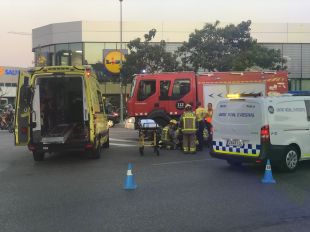 Ferit el repartidor d'un restaurant de menjar ràpid de Girona en ser envestit per un cotxe