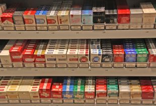 Els estanquers preveuen una baixada de fins al 15% en les vendes de tabac per la nova llei