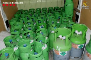 Desarticulada una organització criminal que robaven bombones de gas refrigerant freó