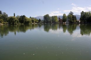 Puigcerdà suspèn la Travessa de l'Estany perquè l'aigua està massa bruta