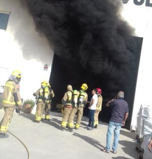 S'incendia una foneria a Serra de Daró