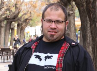 Denuncien a l'Audiència un regidor de la CUP de Torroella per ''amenaçar'' la policia a Twitter