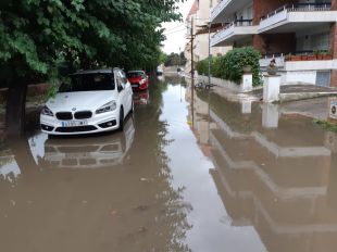 Les tempestes afluixen a l'Empordà i els Bombers acumulen més de 180 serveis 