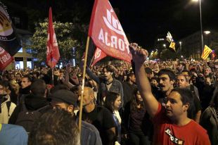 1.500 persones es manifesten a Girona per exigir la llibertat dels CDR