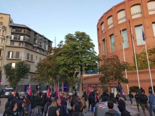 Un CDR menor d'edat denunciat per desordres públics davant la subdelegació del govern