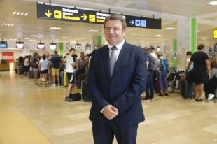 El director de l'aeroport de Girona relaciona el tancament de Ryanair amb la manca d'avions