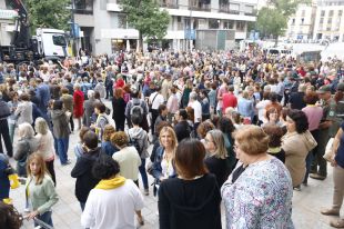 6.000 persones es concentren davant la seu de la Generalitat a Girona contra la sentència del Procés
