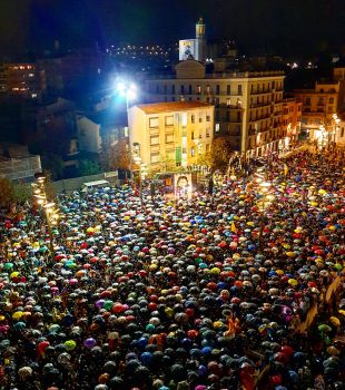 25.000 persones clamen a Girona contra la sentència del Procés
