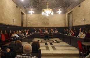 El ple de Girona condemna la sentència ''repressiva'' i ''política'' del Procés