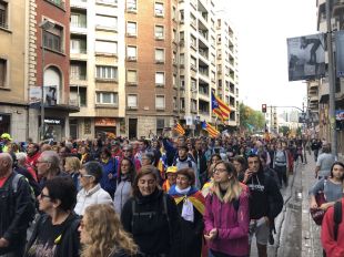 Unes 10.000 persones surten de Girona en la 'Marxa per la Llibertat' 
