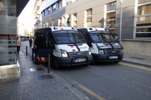 Llibertat per cinc menors detinguts a Girona durant els aldarulls d'ahir a la nit 