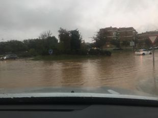 La llevantada comença a afectar amb força el Baix Empordà