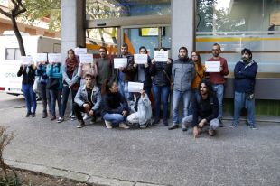 Els treballadors de Resilis a Girona protesten per la precarietat i els retards en el cobrament de nòmines