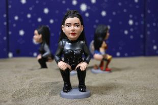 La Rosalia ja té la seva figureta de caganer