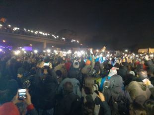 Els manifestants de Tsunami Democràtic decideixen passar la nit al tall de l'AP-7 a Girona
