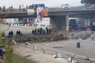 Reobren dos carrils de l'AP-7 en sentit sud a l'altura de Girona