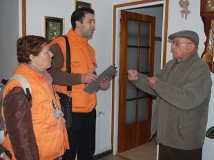 Salt inspecciona més de 400 pisos amb risc de brutícia i plagues