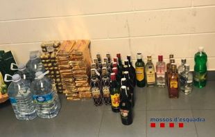 Detinguts dos lladres en un control a Sant Esteve d'en Bas després de robar un supermercat