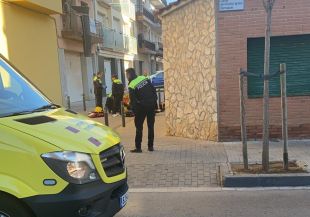 La Policia de Roses i els sanitaris reanimen una dona infartada en ple carrer