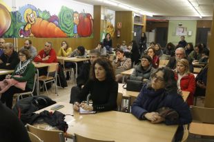 Les famílies de tres escoles de Girona impulsen un manifest en contra del tancament de línies de P3