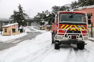 El temporal Gloria afecta el trànsit a 35 carreteres catalanes