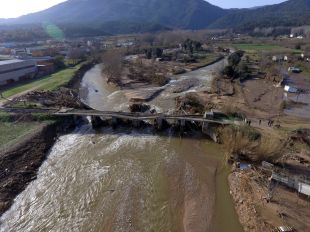 Un dron mostra les destrosses a l'entorn de Susqueda després del temporal