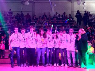 Dos equips del Pla de l'Estany s'emporten la desena First Lego League de la UdG