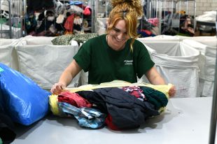 Humana va recollir a Tossa de Mar més de 19 tones de roba usada durant el 2019