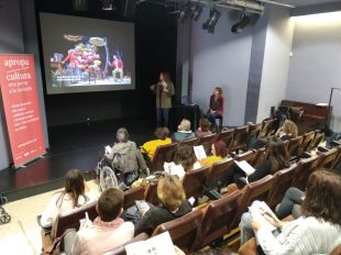 Figueres presenta una proposta per apropar el teatre a persones discapacitades o amb risc d'exclusió