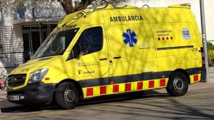 Cinc intoxicats, tres d'ells menors, per una barbacoa encesa dins una casa a Roses