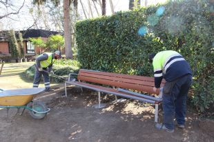 Girona millora part del mobiliari urbà de la Devesa