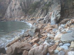 Els ecologistes insten l'Ajuntament de Palafrugell a revisar el penya-segat del Golfet