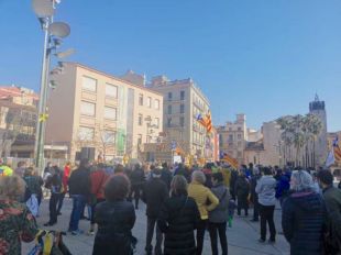 Mig miler de persones conflueixen a Girona en una nova Marxa per la Llibertat