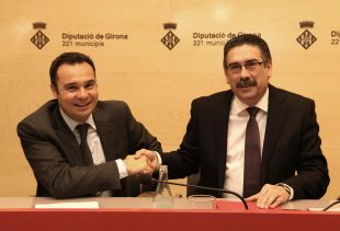 'La Caixa' i la Diputació renoven el pla per integrar col·lectius en risc d'exclusió amb treballs mediambientals