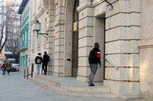CSIF denuncia que a l'oficina d'estrangeria de Girona cessaran nou interins