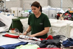 La Fundació Humana recull 565 tones de tèxtil usat a les comarques gironines el 2019