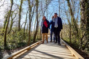 Acaben les obres de conservació i millora de l’itinerari a peu pel pla dels Estanyols de la Puda