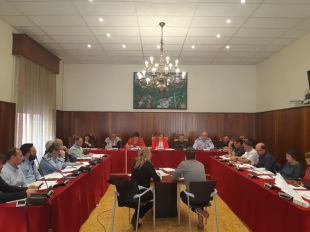 Figueres tanca museus, la biblioteca, els equipaments esportius i suspèn la Fira del Bunyol