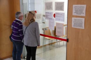 Degoteig de gent al registre civil de Girona tot i les restriccions pel coronavirus