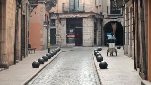 Girona reforçarà la neteja a l'entorn dels centres sanitaris, comerços d'alimentació o farmàcies