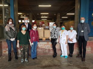 La comunitat xinesa dona 3.000 mascaretes a l'hospital Josep Trueta
