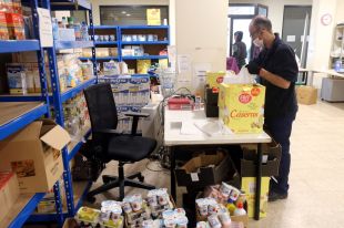 Càritas Girona demana amb urgència material de protecció i més personal