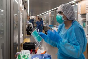 L'Estat suma 812 noves morts i 6.398 positius i arriba a les 7.340 defuncions per coronavirus