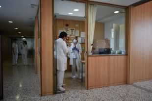 La millora dels indicadors pandèmics no es veu reflectit en els hospitals gironins