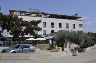 L'Hotel Europa de Girona i el Palau Girona de Sant Julià de Ramis poden obrir per acollir treballadors